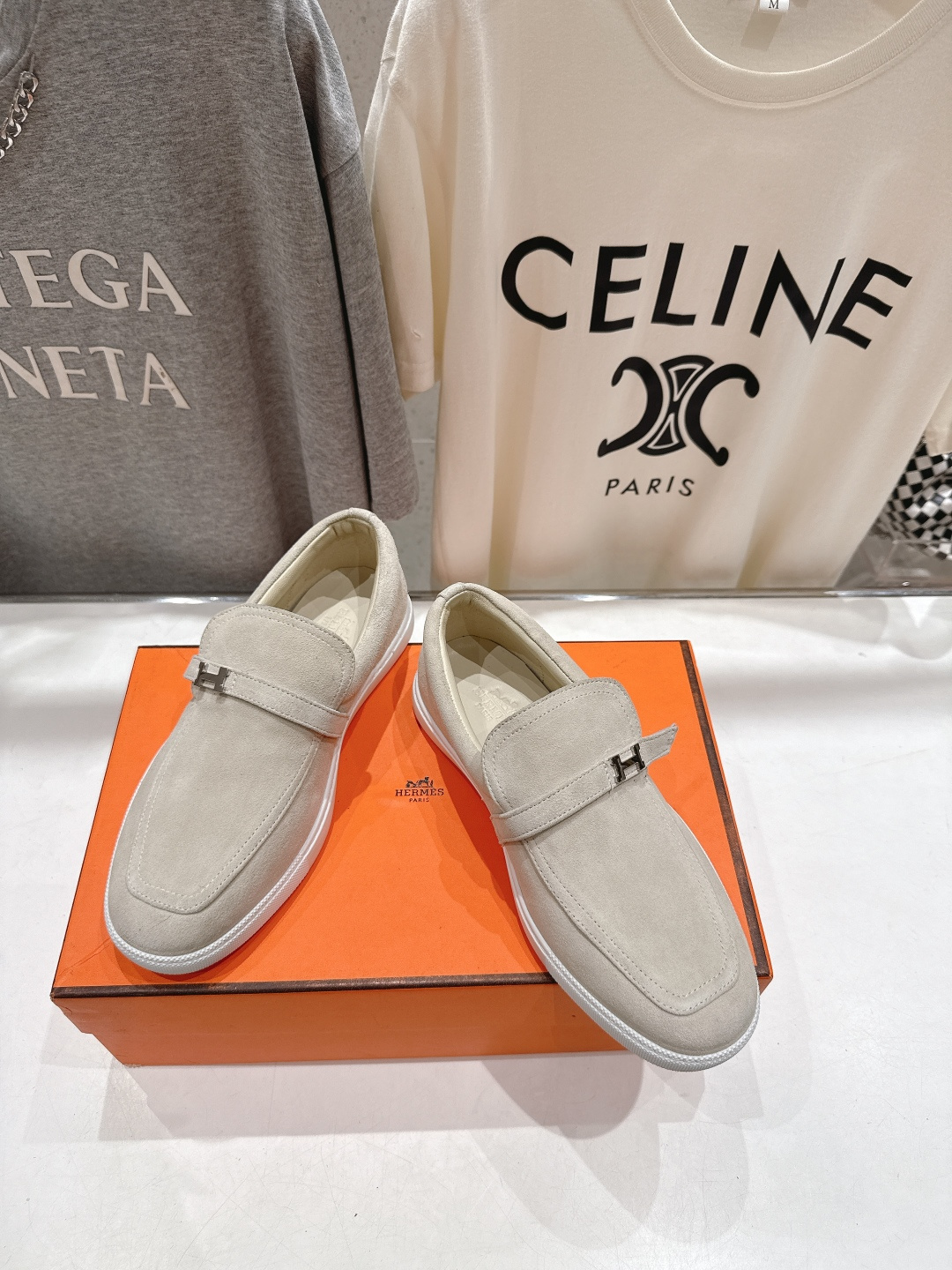 高版本出厂 男码+10 Hermes/爱马仕H家F056 2025ss新品情侣款休闲鞋乐福鞋经典休闲风格