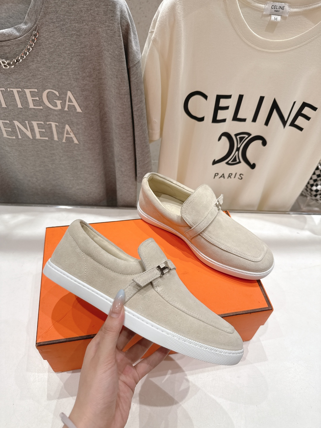 高版本出厂 男码+10 Hermes/爱马仕H家F056 2025ss新品情侣款休闲鞋乐福鞋经典休闲风格