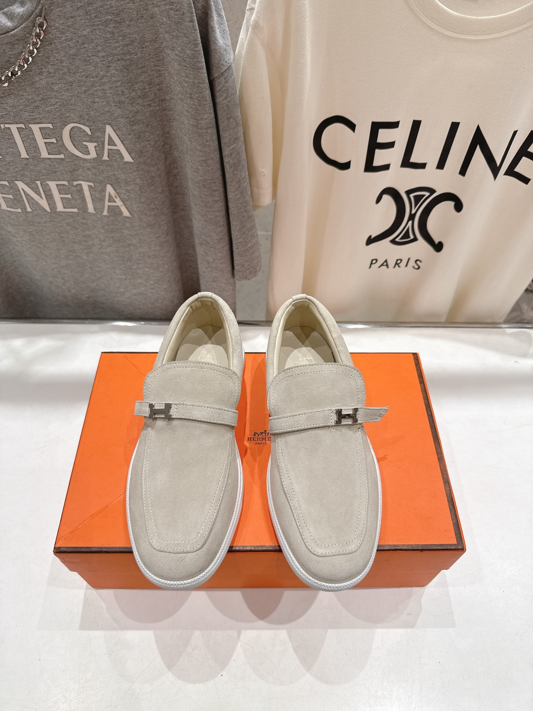 高版本出厂 男码+10 Hermes/爱马仕H家F056 2025ss新品情侣款休闲鞋乐福鞋经典休闲风格