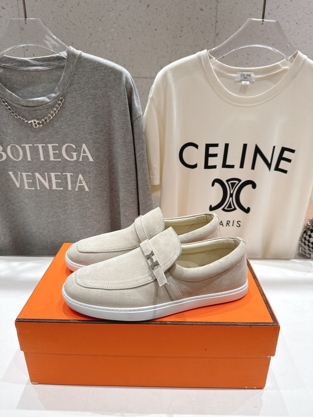 高版本出厂 男码+10 Hermes/爱马仕H家F056 2025ss新品情侣款休闲鞋乐福鞋经典休闲风格