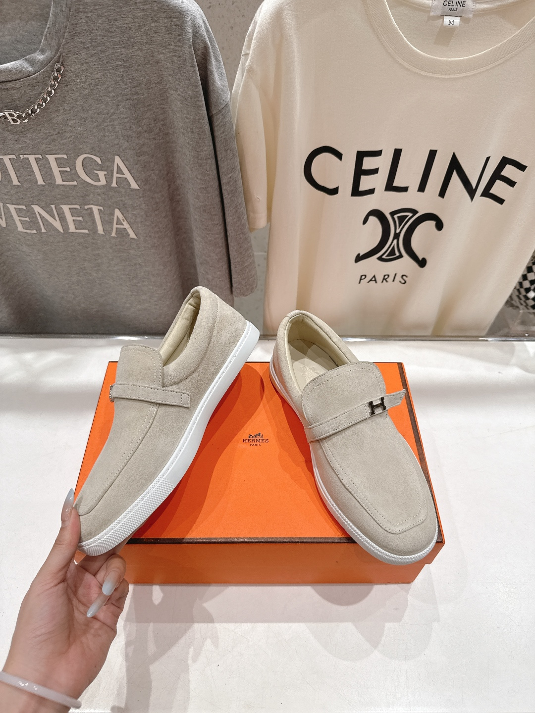 高版本出厂 男码+10 Hermes/爱马仕H家F056 2025ss新品情侣款休闲鞋乐福鞋经典休闲风格