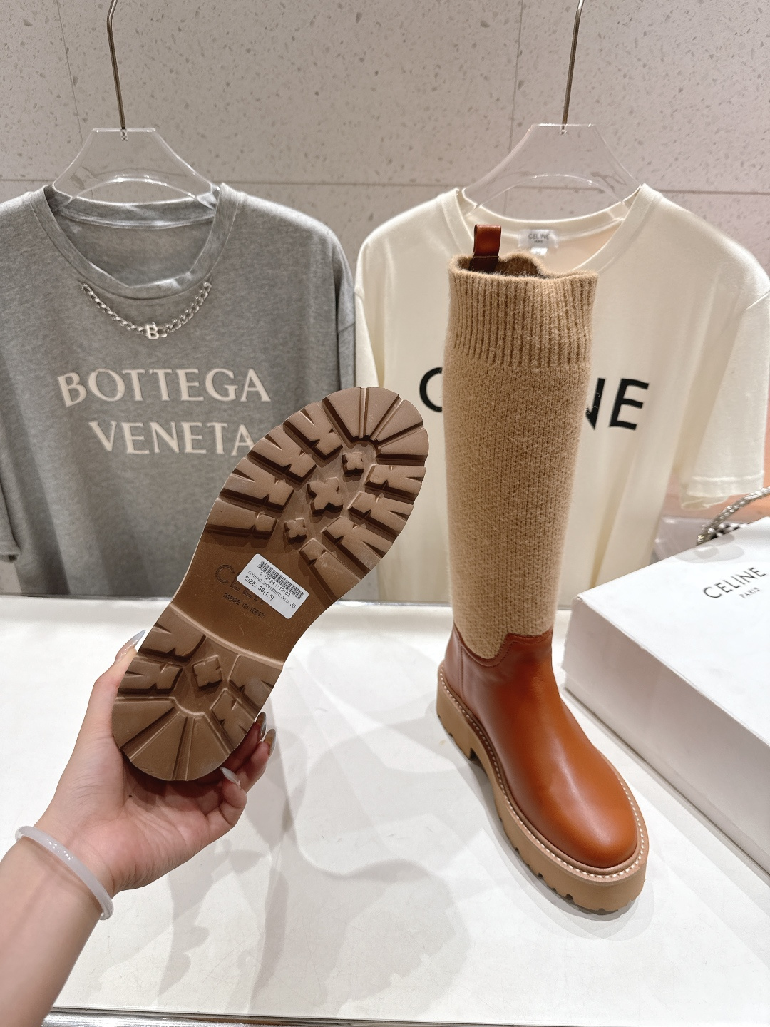 高版本出厂 Celine*赛琳F035 2025ss秋冬新款针织筒长靴，lisa同款超火复古凯旋门厚底长
