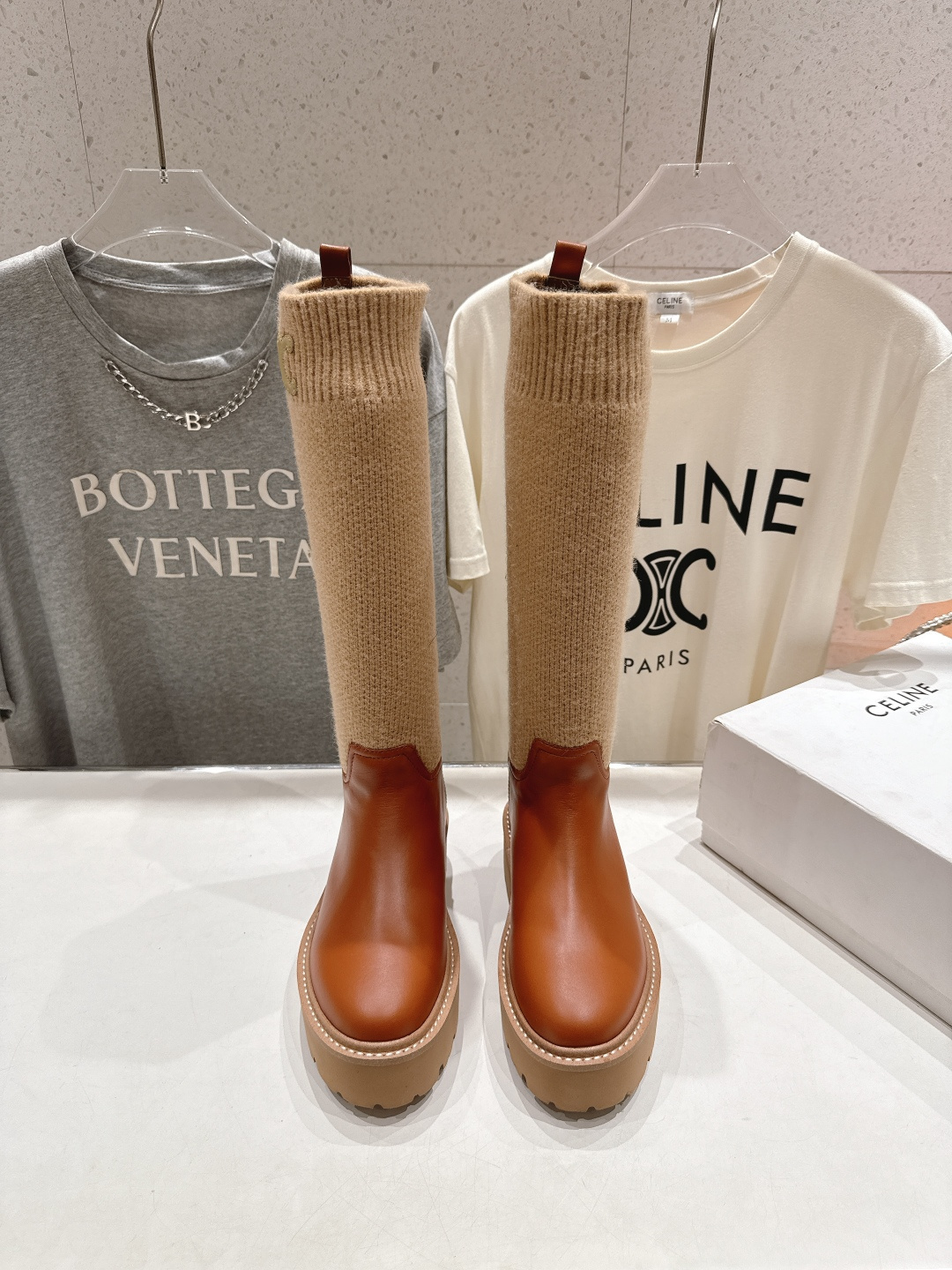 高版本出厂 Celine*赛琳F035 2025ss秋冬新款针织筒长靴，lisa同款超火复古凯旋门厚底长