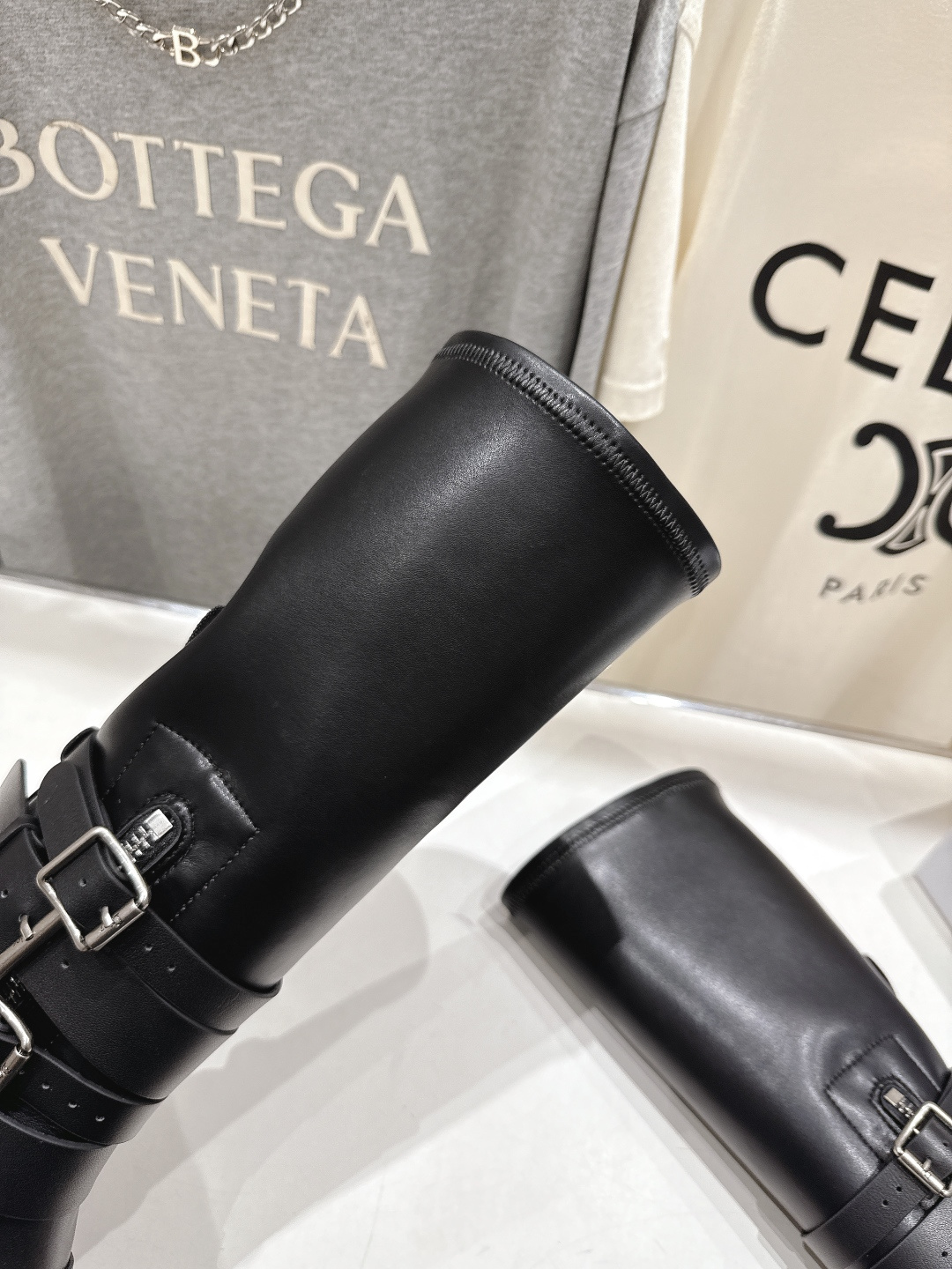 高版本出厂 Dior/迪奥D家F019 2025ss秋冬新品布洛克长靴，经久不衰的马丁靴造型，彰显经典设