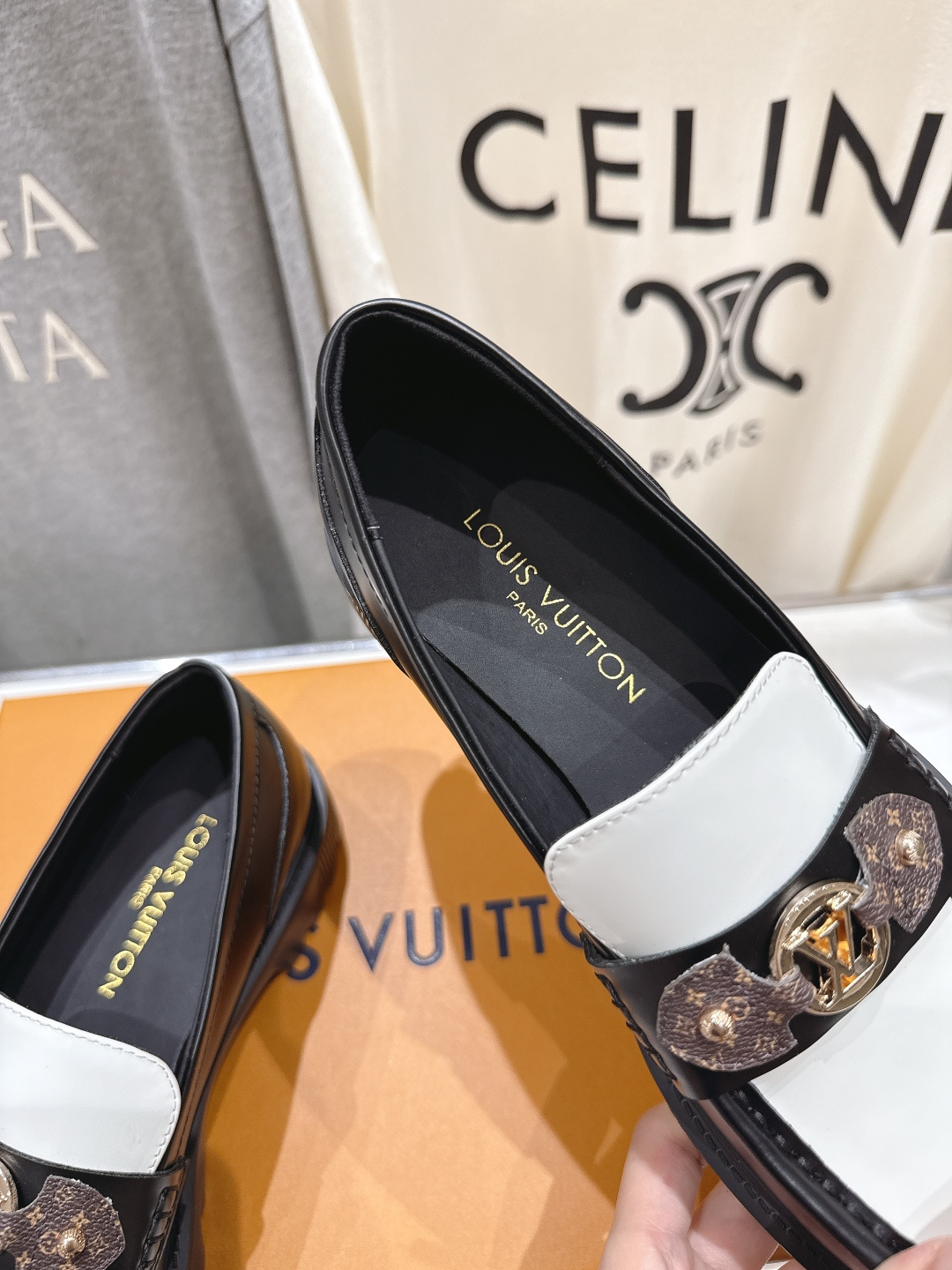 高版本出厂 LOUIS VUITTON ss25 F057 LV驴牌新款厚底休闲鞋乐福鞋本款 乐福鞋以头