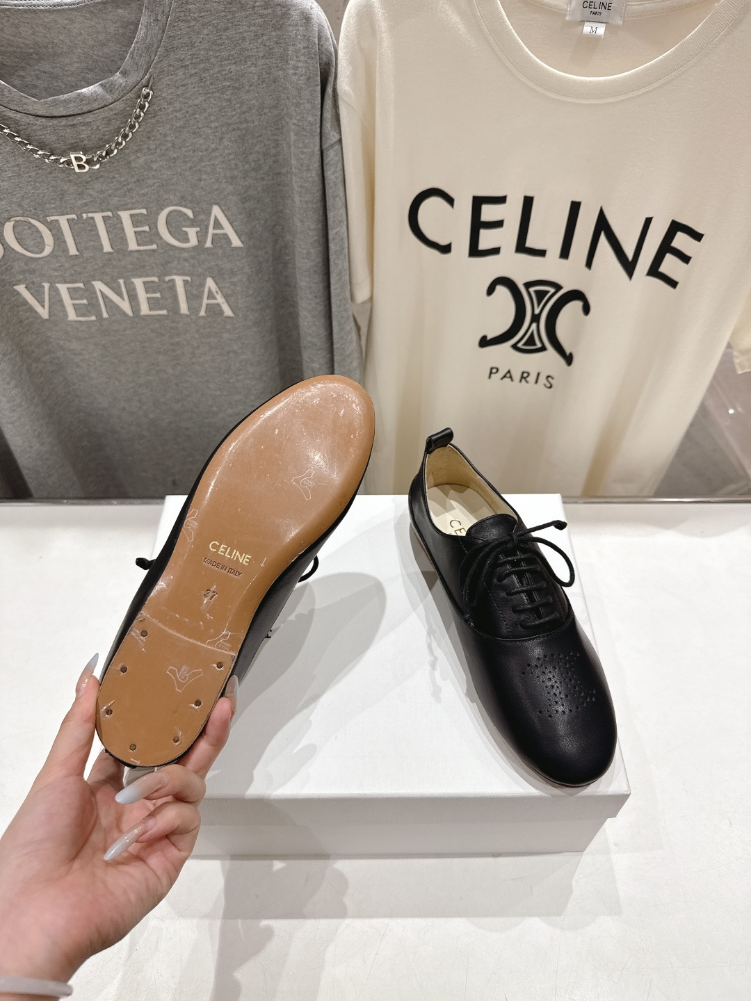 高版本出厂 CELINE*赛琳F052 2025ss新款玛丽珍布洛克复古风平底休闲乐福鞋单鞋网红爆款来袭