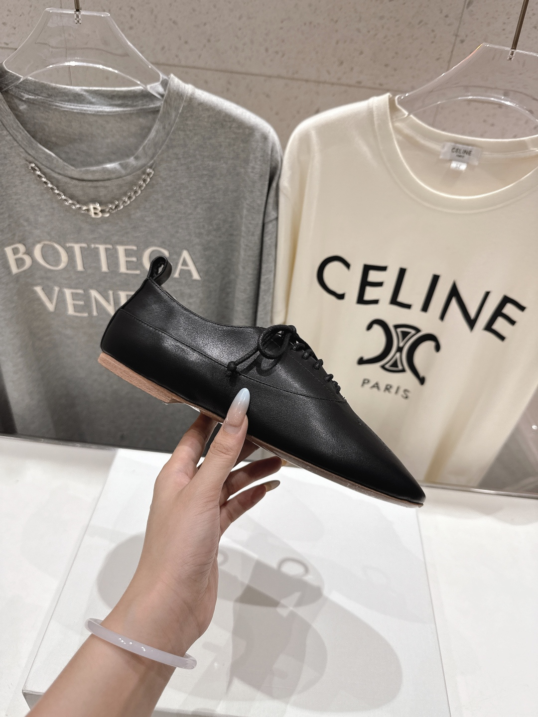 高版本出厂 CELINE*赛琳F052 2025ss新款玛丽珍布洛克复古风平底休闲乐福鞋单鞋网红爆款来袭