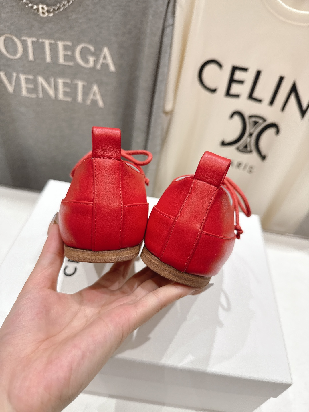 高版本出厂 CELINE*赛琳F052 2025ss新款玛丽珍布洛克复古风平底休闲乐福鞋单鞋网红爆款来袭