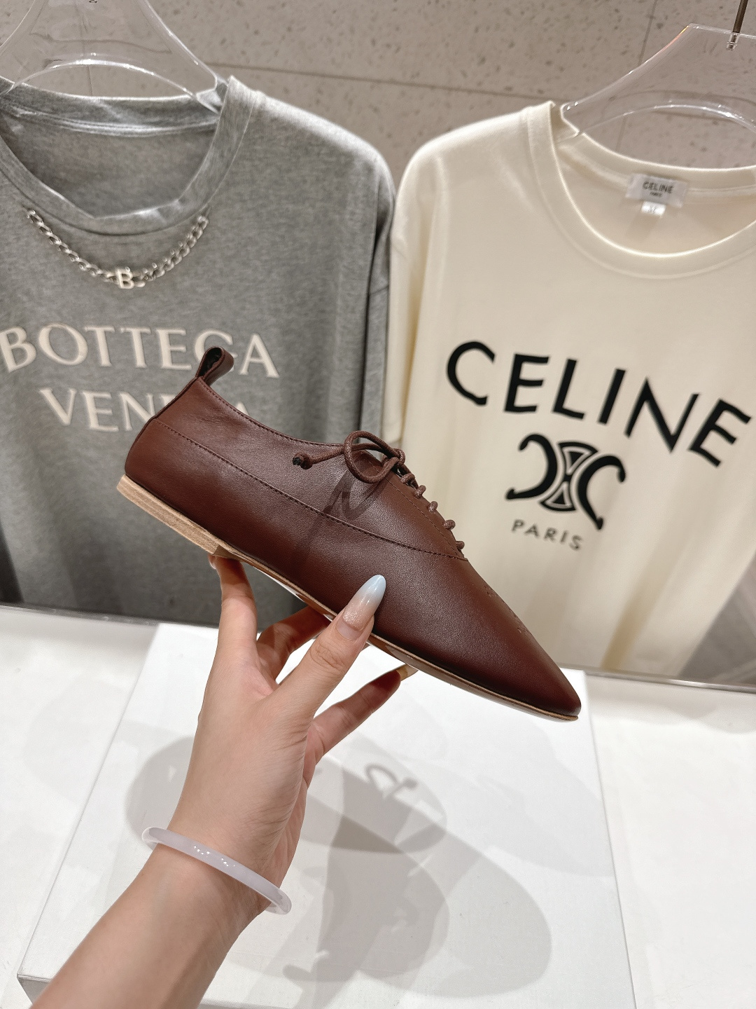 高版本出厂 CELINE*赛琳F052 2025ss新款玛丽珍布洛克复古风平底休闲乐福鞋单鞋网红爆款来袭