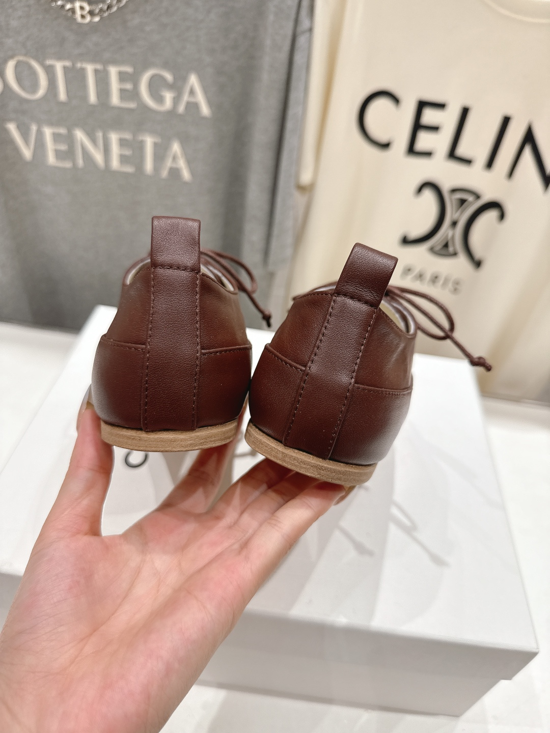 高版本出厂 CELINE*赛琳F052 2025ss新款玛丽珍布洛克复古风平底休闲乐福鞋单鞋网红爆款来袭