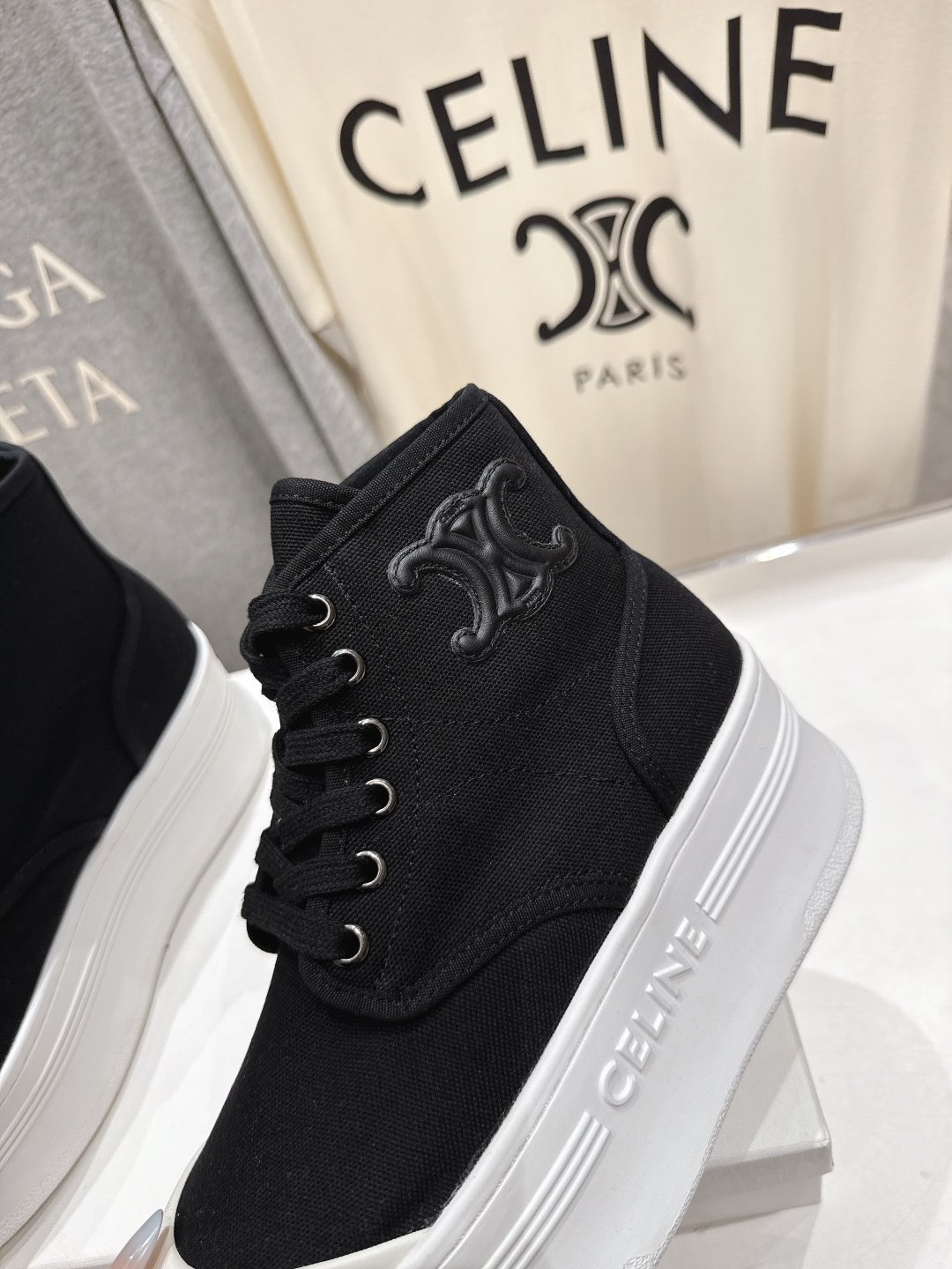 高版本出厂 Celine/赛琳F035 2025ss秋冬新款厚底帆布鞋高帮小短靴～～celine轻奢风格