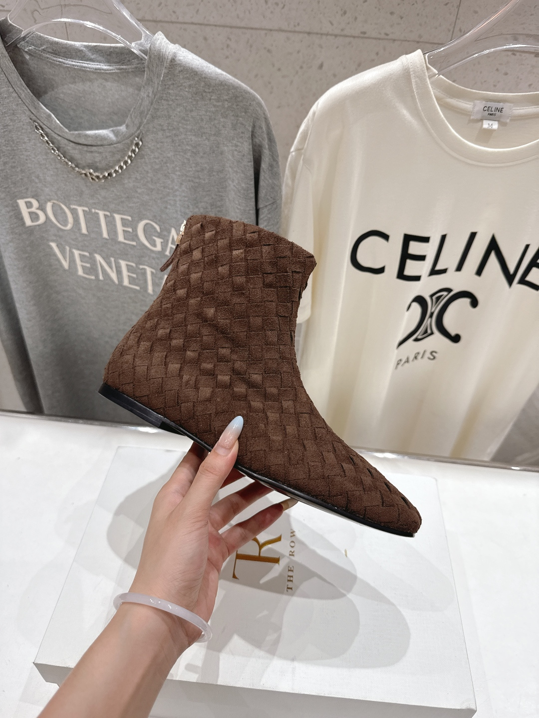 高版本出厂 the row 2025ss秋冬爆款平底简约短靴及裸靴非常舒服的小矮靴，极简设计理念，版型显