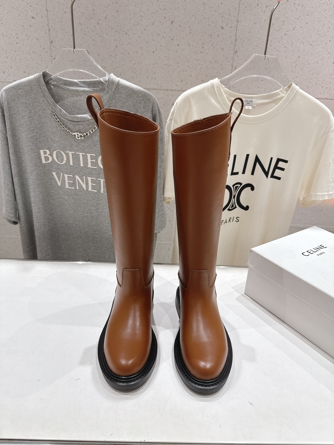 高版本出厂 Celine*/赛琳F041 2025ss秋冬新款帅气英伦风长靴骑士靴复古简约又时尚 上脚舒