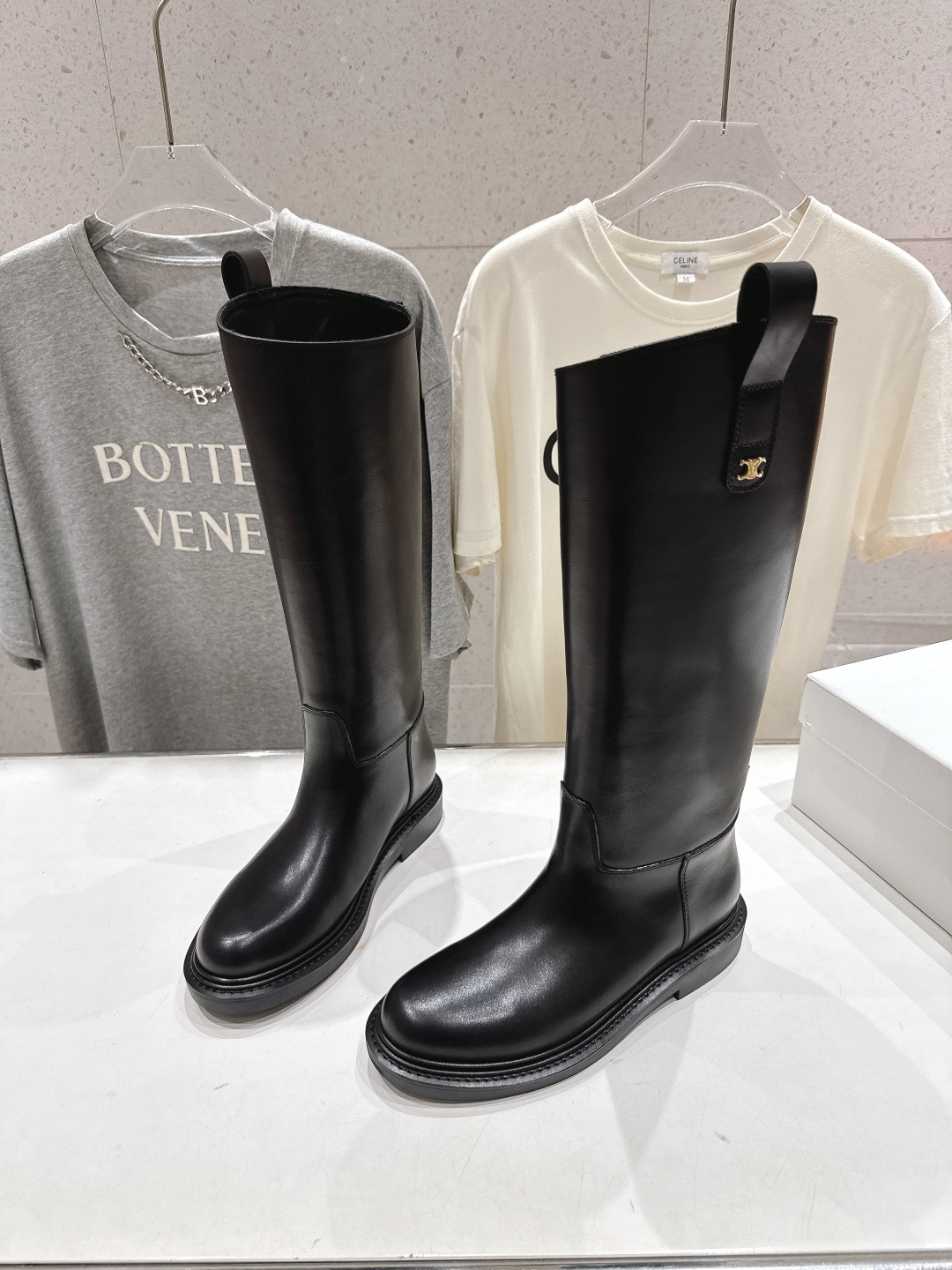 高版本出厂 Celine*/赛琳F041 2025ss秋冬新款帅气英伦风长靴骑士靴复古简约又时尚 上脚舒