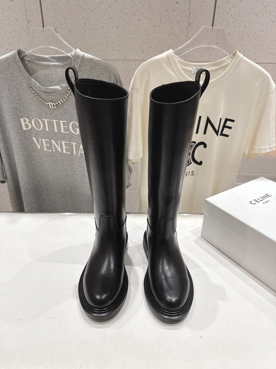 高版本出厂 Celine*/赛琳F041 2025ss秋冬新款帅气英伦风长靴骑士靴复古简约又时尚 上脚舒