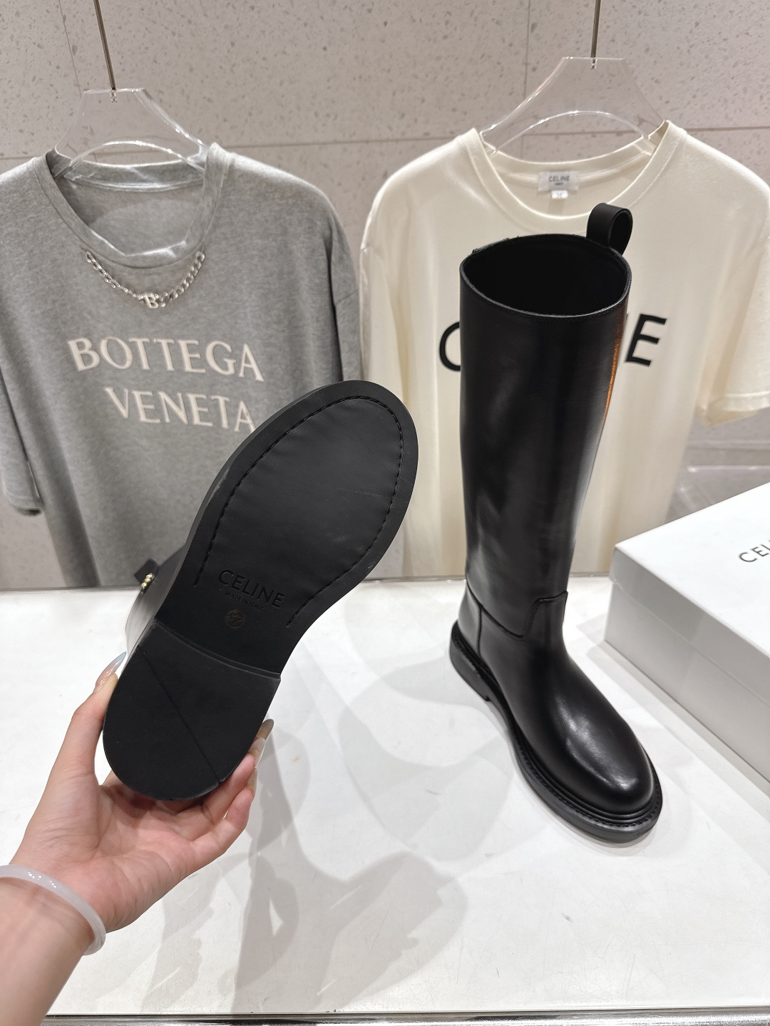 高版本出厂 Celine*/赛琳F041 2025ss秋冬新款帅气英伦风长靴骑士靴复古简约又时尚 上脚舒