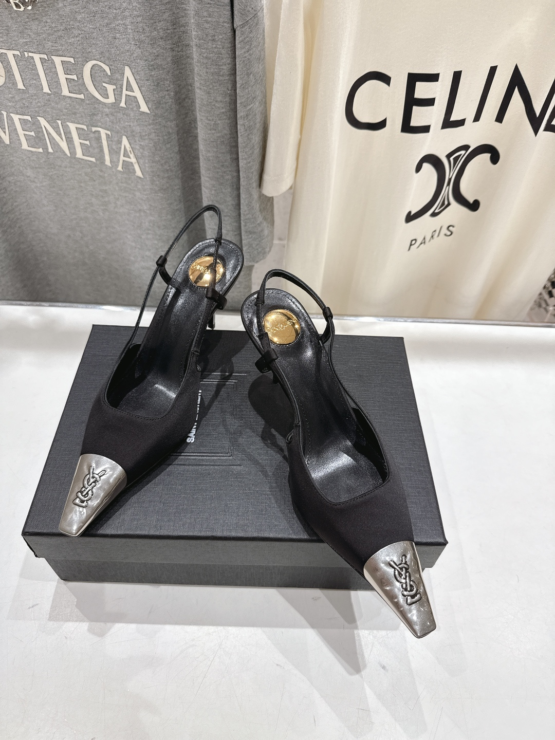 高版本出厂 SAINT LAURENT/圣罗兰YSL🆕 25ss春夏全新金属小方头高跟鞋凉鞋单鞋～今年大