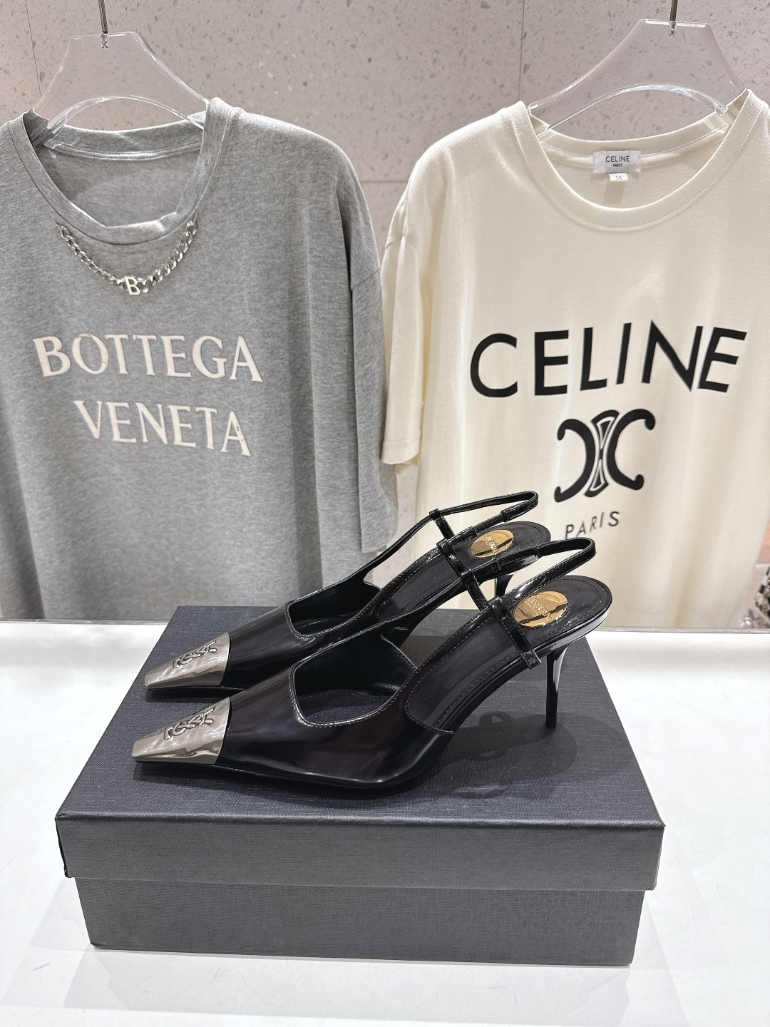 高版本出厂 SAINT LAURENT/圣罗兰YSL🆕 25ss春夏全新金属小方头高跟鞋凉鞋单鞋～今年大