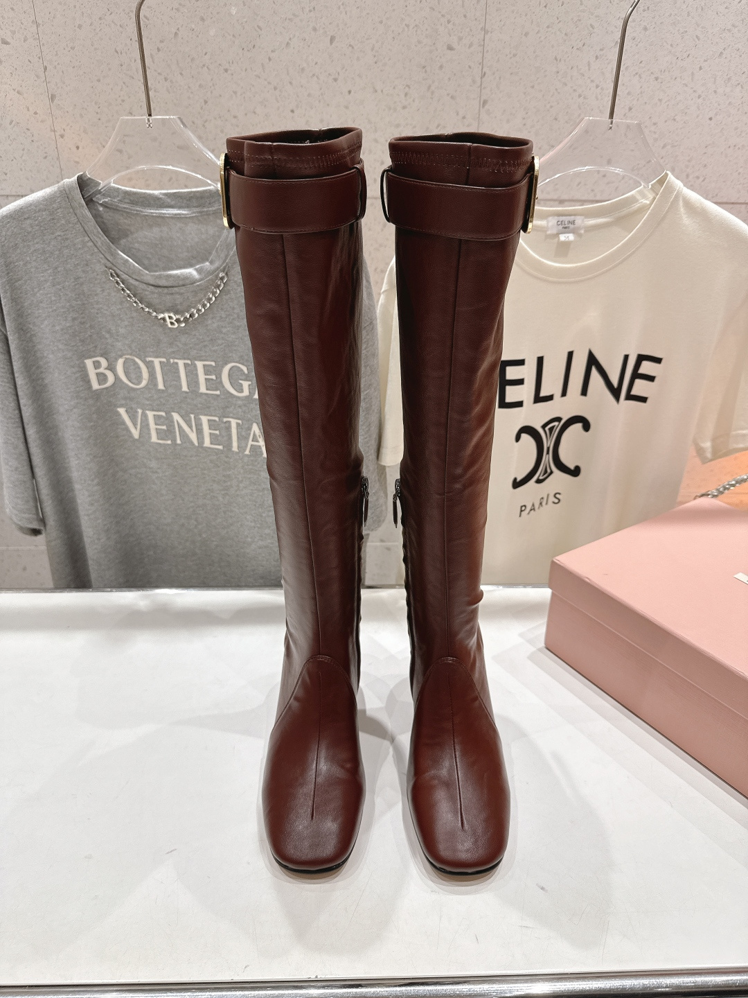 高版本出厂 MiuMiu*缪缪/F026 2025ss秋冬走秀新款高跟过膝长靴弹力靴走秀款出现在各大时装