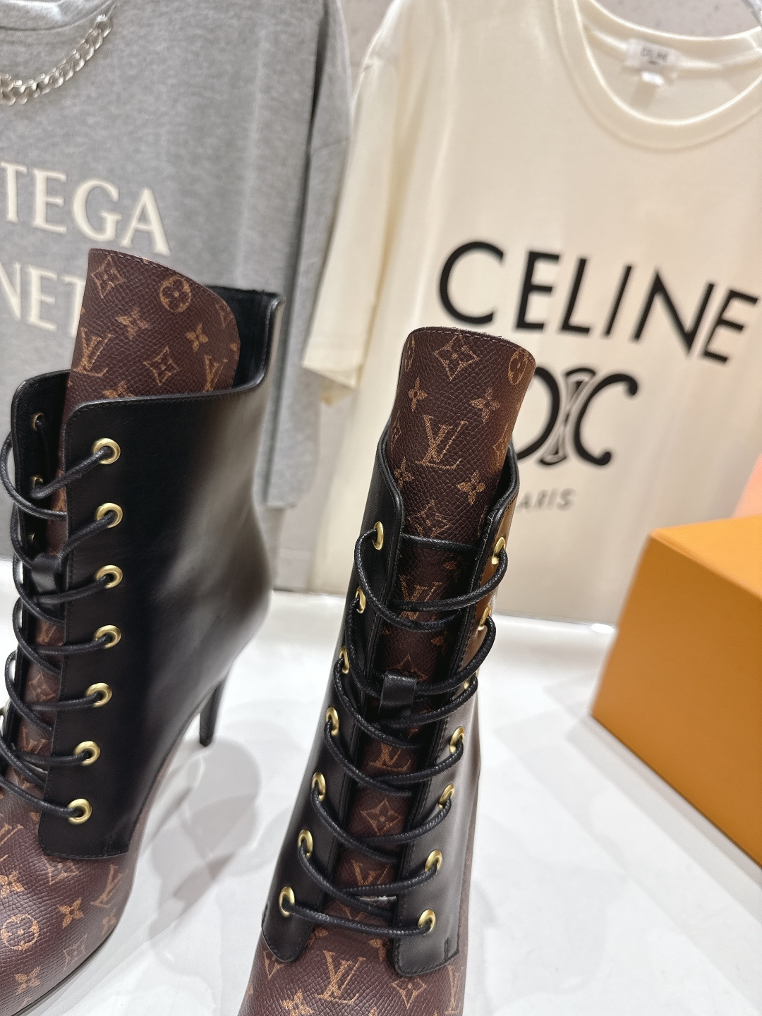 高版本出厂 LOUIS VUITTON 25ss LV驴牌秋冬新款高跟短靴楦型百搭瘦脚yyds.造型立体