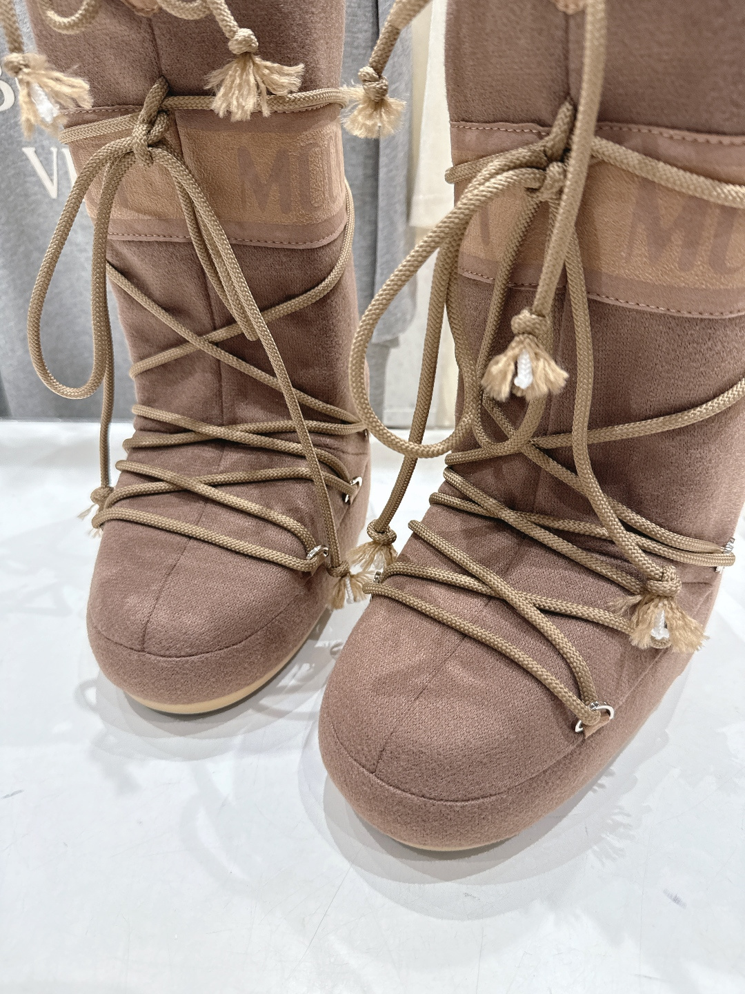 高版本出厂 Moon Boot F060 2025ss秋冬季爆款保暖厚底雪地靴 【丑萌月亮雪地靴】忘了U