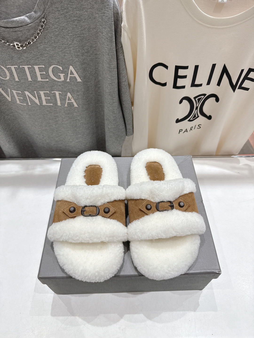 高版本出厂 BALENCIAGA*巴黎世家F027 25ss秋冬新款平底羊毛拖鞋毛毛鞋冬日凛凛🏂🏻不可缺