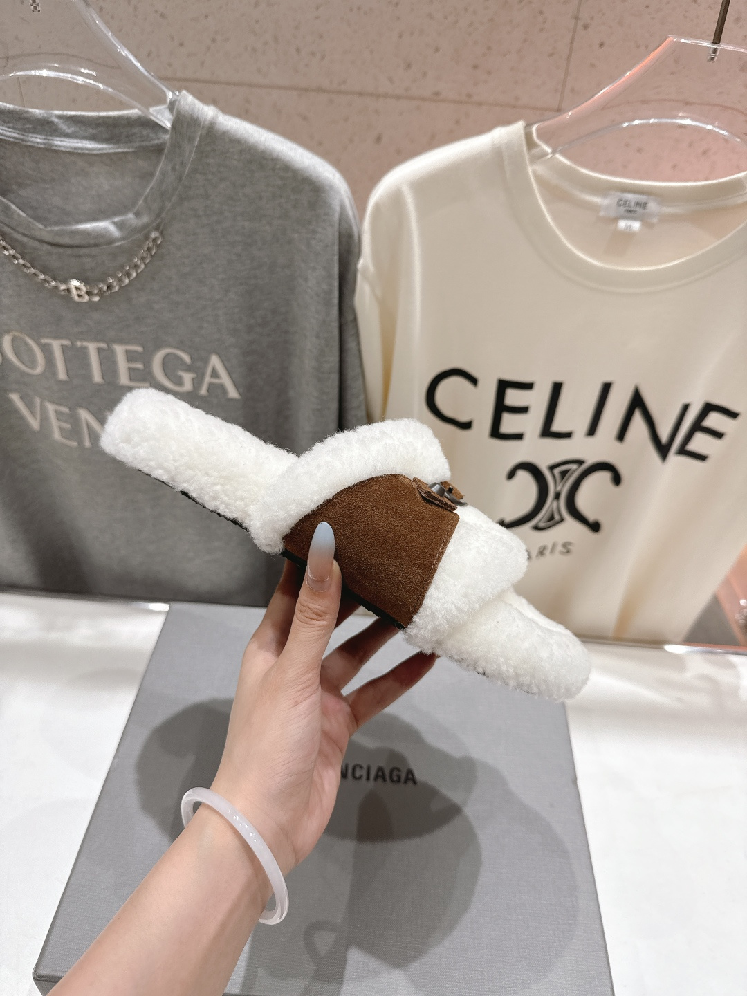 高版本出厂 BALENCIAGA*巴黎世家F027 25ss秋冬新款平底羊毛拖鞋毛毛鞋冬日凛凛🏂🏻不可缺