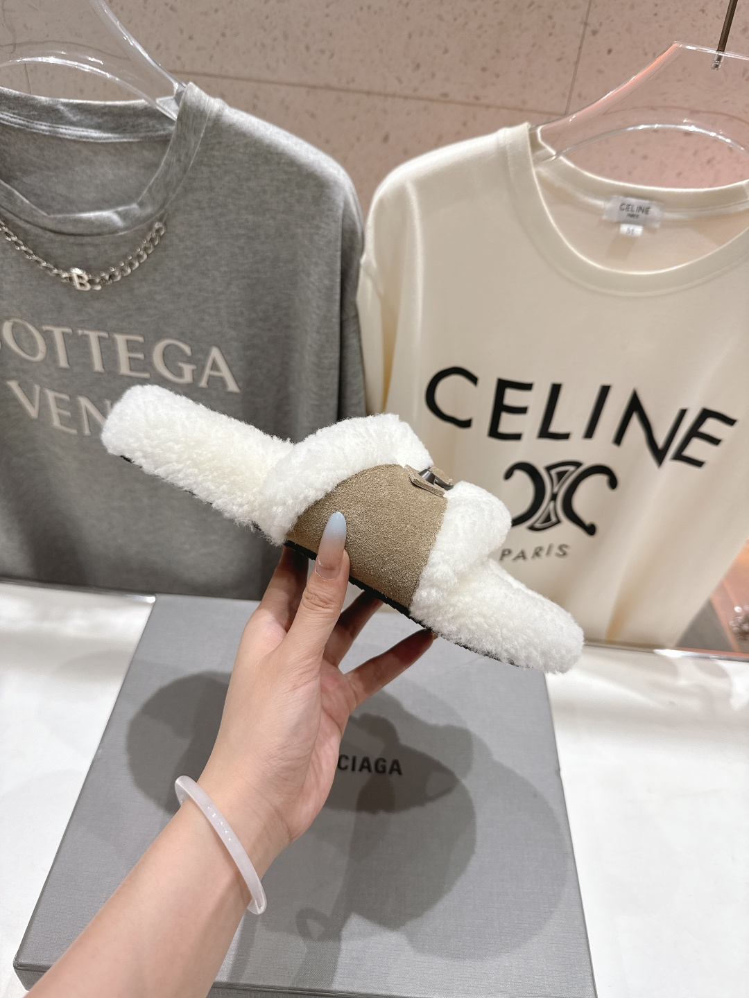 高版本出厂 BALENCIAGA*巴黎世家F027 25ss秋冬新款平底羊毛拖鞋毛毛鞋冬日凛凛🏂🏻不可缺