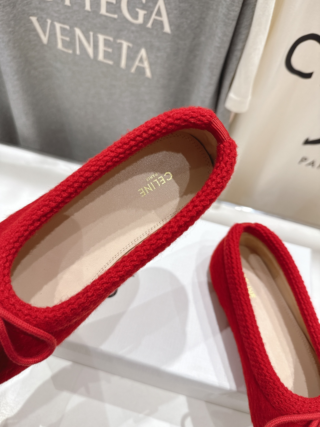 高版本出厂 CELINE*赛琳F018 2025ss新款玛丽珍平底乐福鞋单鞋网红爆款来袭！各大网红抢先体