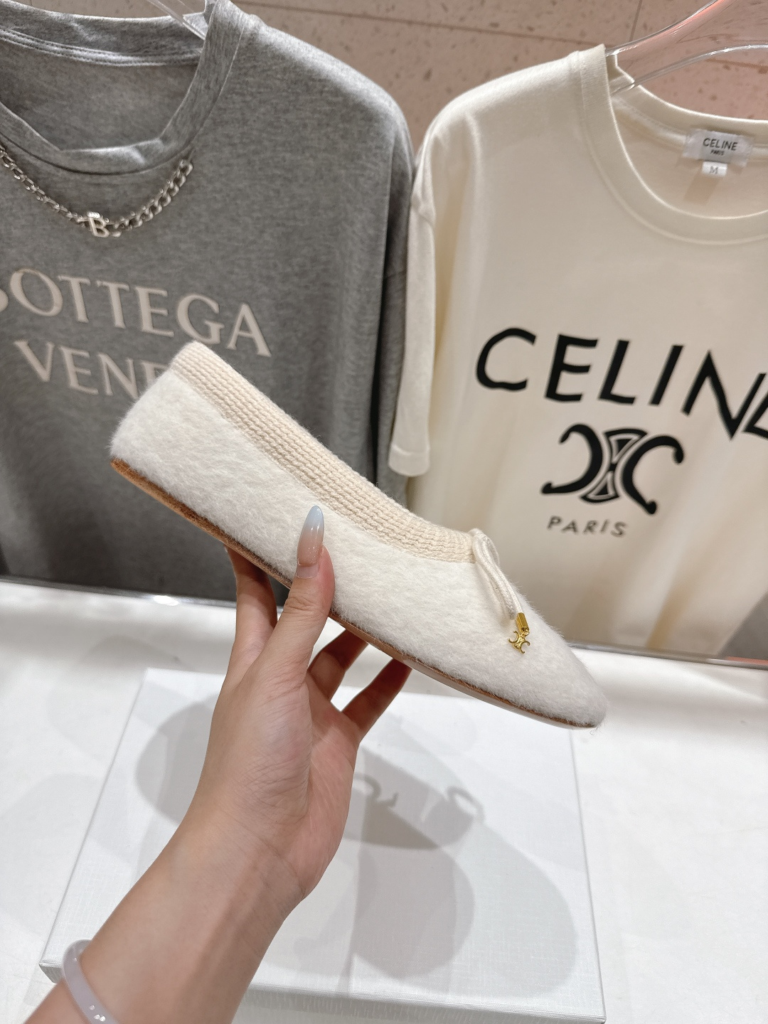 高版本出厂 CELINE*赛琳F018 2025ss新款玛丽珍平底乐福鞋单鞋网红爆款来袭！各大网红抢先体