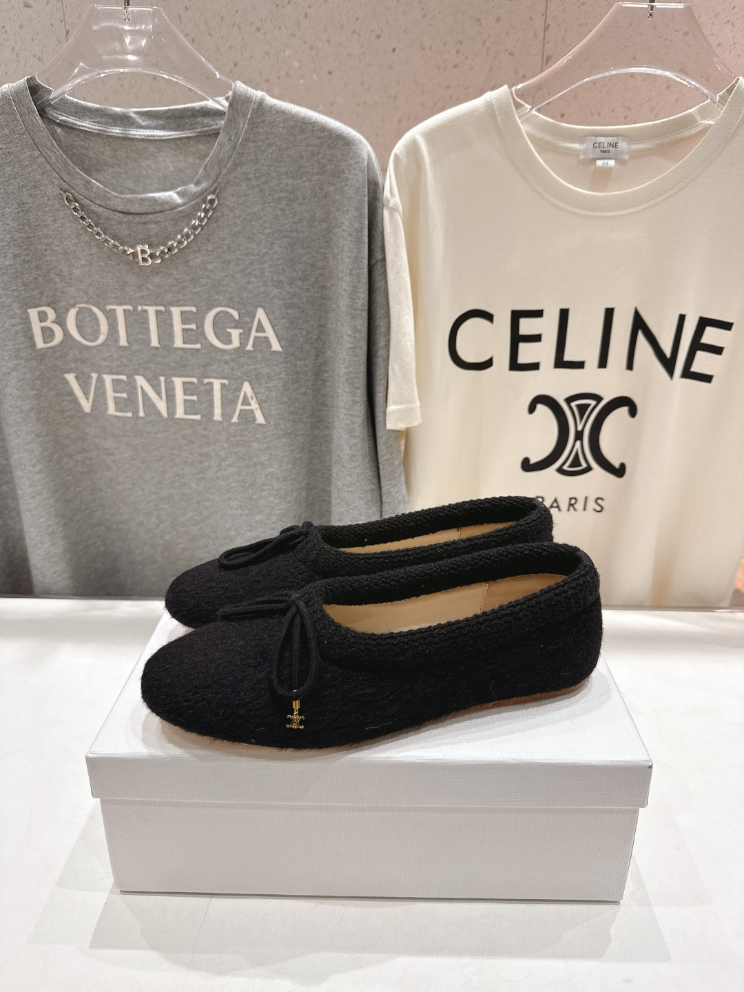 高版本出厂 CELINE*赛琳F018 2025ss新款玛丽珍平底乐福鞋单鞋网红爆款来袭！各大网红抢先体