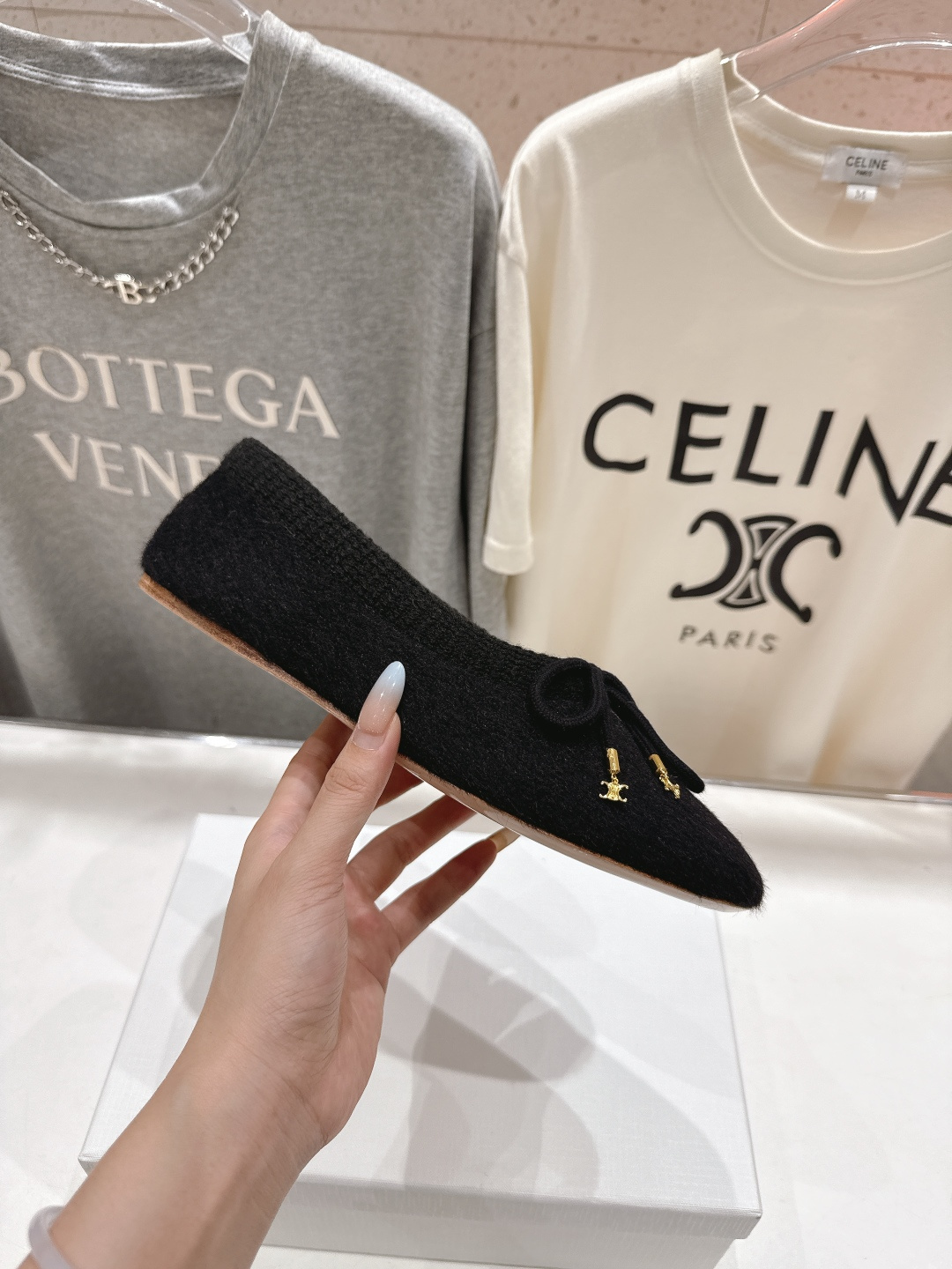 高版本出厂 CELINE*赛琳F018 2025ss新款玛丽珍平底乐福鞋单鞋网红爆款来袭！各大网红抢先体