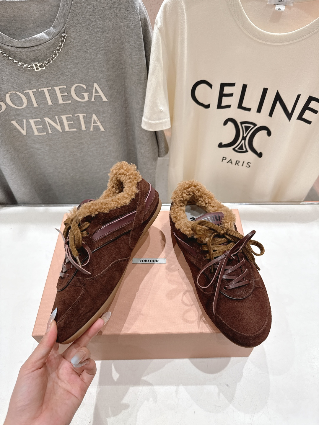 高版本出厂 毛里 MiuMiu/缪缪F022 2025ss秋冬走秀新款系带德训鞋休闲运动鞋 这款系带休闲