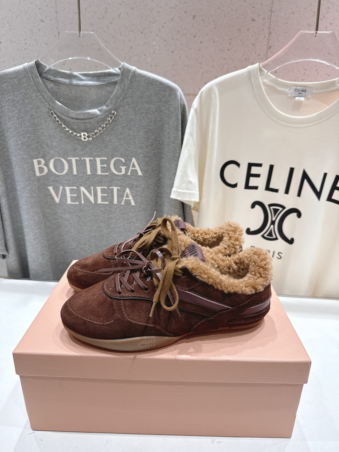 高版本出厂 毛里 MiuMiu/缪缪F022 2025ss秋冬走秀新款系带德训鞋休闲运动鞋 这款系带休闲