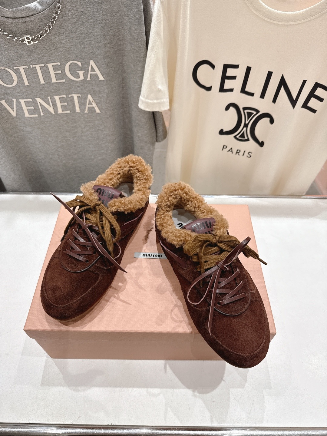 高版本出厂 毛里 MiuMiu/缪缪F022 2025ss秋冬走秀新款系带德训鞋休闲运动鞋 这款系带休闲