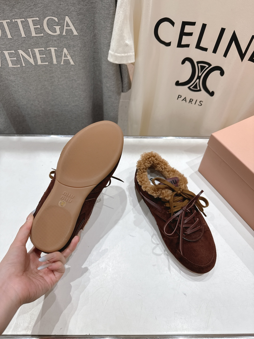 高版本出厂 毛里 MiuMiu/缪缪F022 2025ss秋冬走秀新款系带德训鞋休闲运动鞋 这款系带休闲