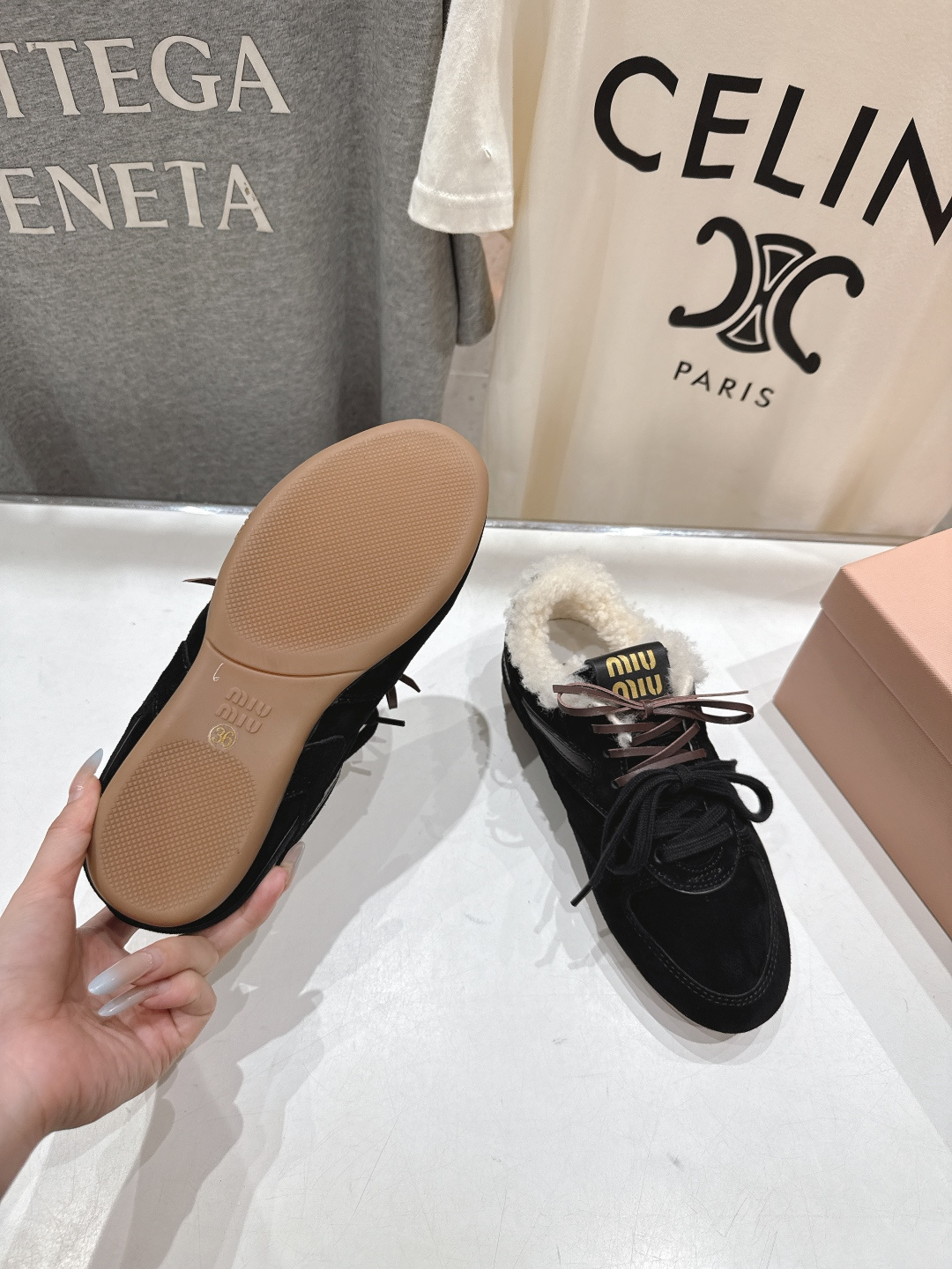 高版本出厂 毛里 MiuMiu/缪缪F022 2025ss秋冬走秀新款系带德训鞋休闲运动鞋 这款系带休闲