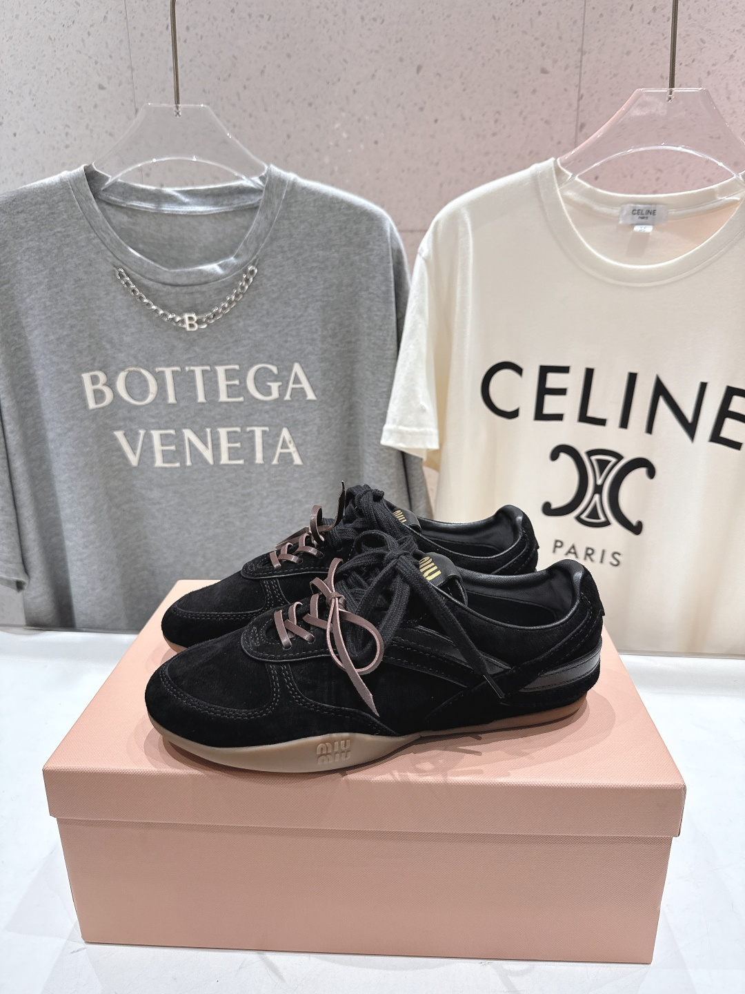 高版本出厂 MiuMiu/缪缪F022 2025ss秋冬走秀新款系带德训鞋休闲运动鞋 这款系带休闲运动鞋