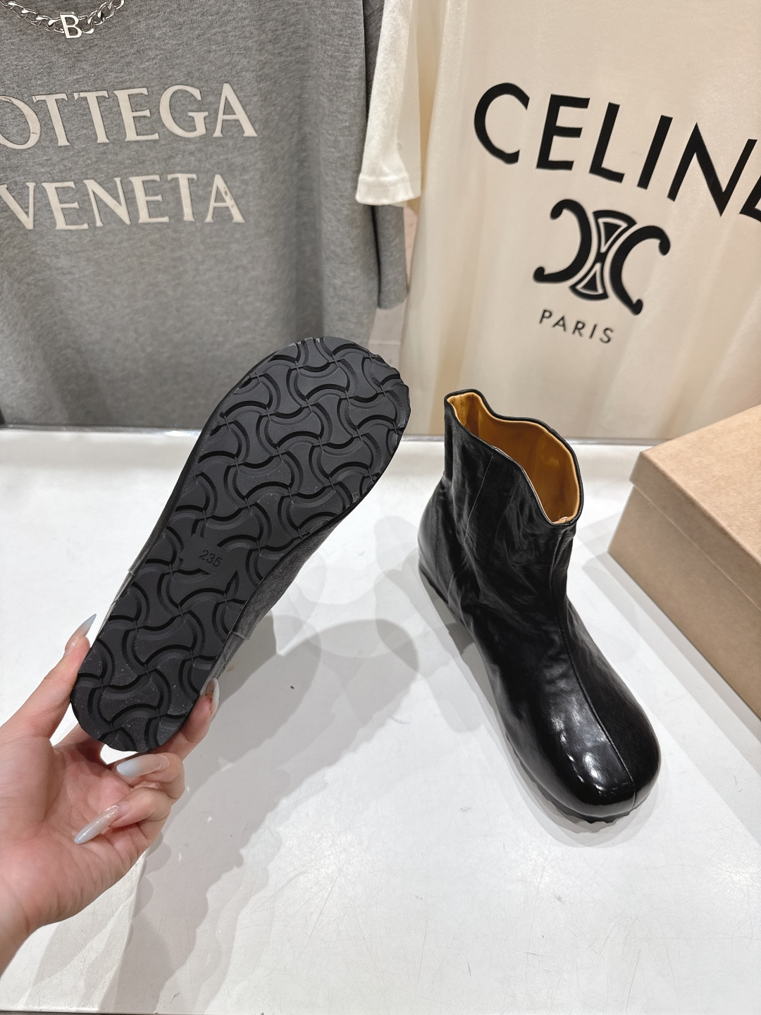 顶级出厂 Renian 小众潮牌～F028秋冬新款复古英伦风切尔西小短靴网红明星小红书狂追热推 发售蠢萌