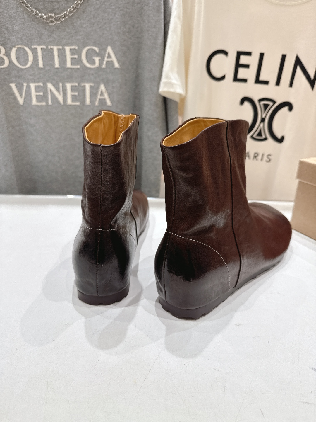 顶级出厂 Renian 小众潮牌～F028秋冬新款复古英伦风切尔西小短靴网红明星小红书狂追热推 发售蠢萌