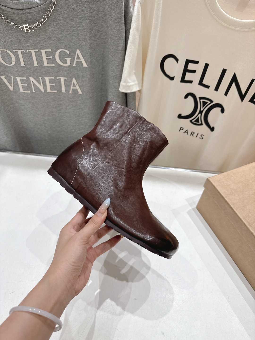 顶级出厂 Renian 小众潮牌～F028秋冬新款复古英伦风切尔西小短靴网红明星小红书狂追热推 发售蠢萌