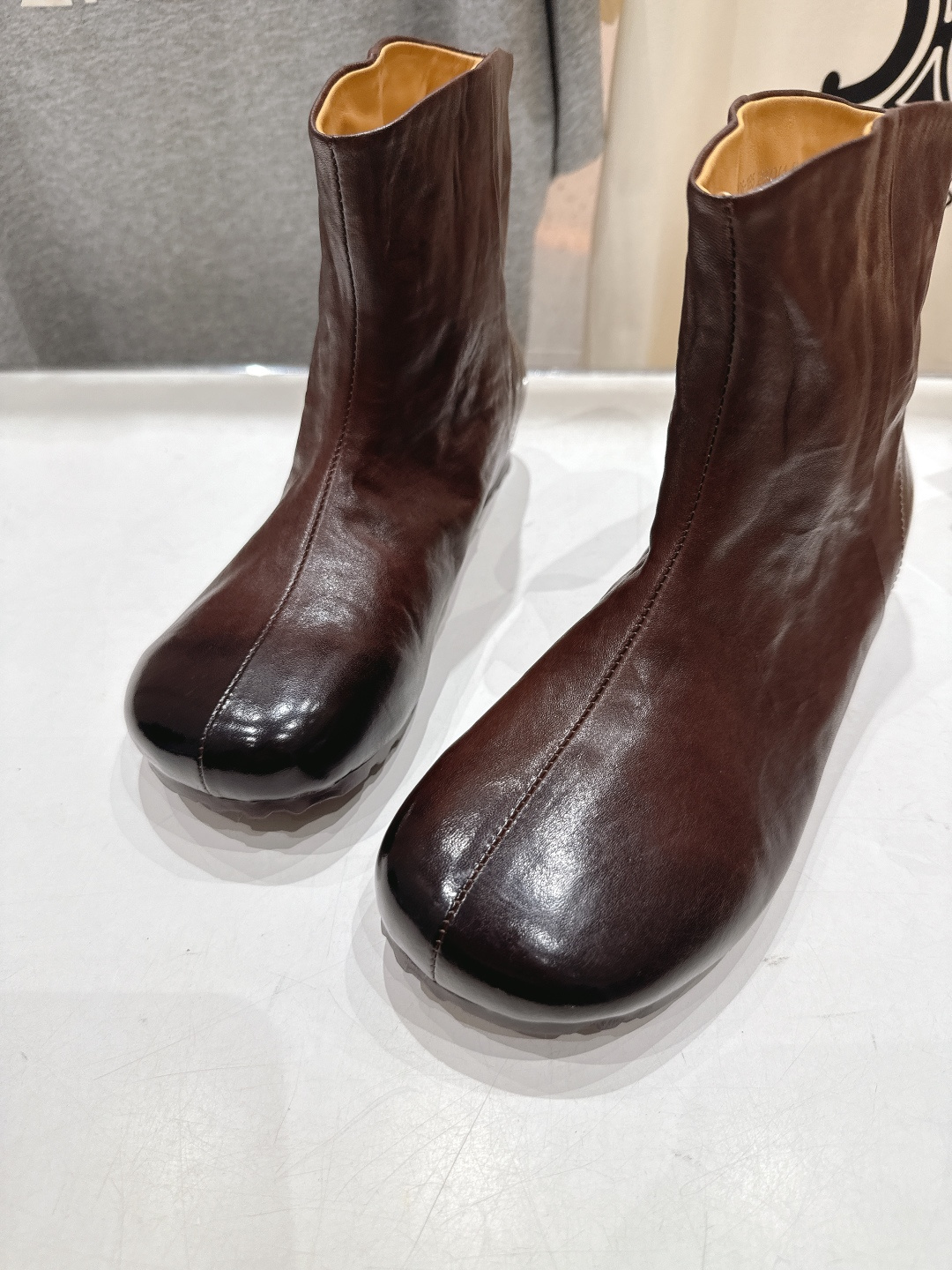 顶级出厂 Renian 小众潮牌～F028秋冬新款复古英伦风切尔西小短靴网红明星小红书狂追热推 发售蠢萌