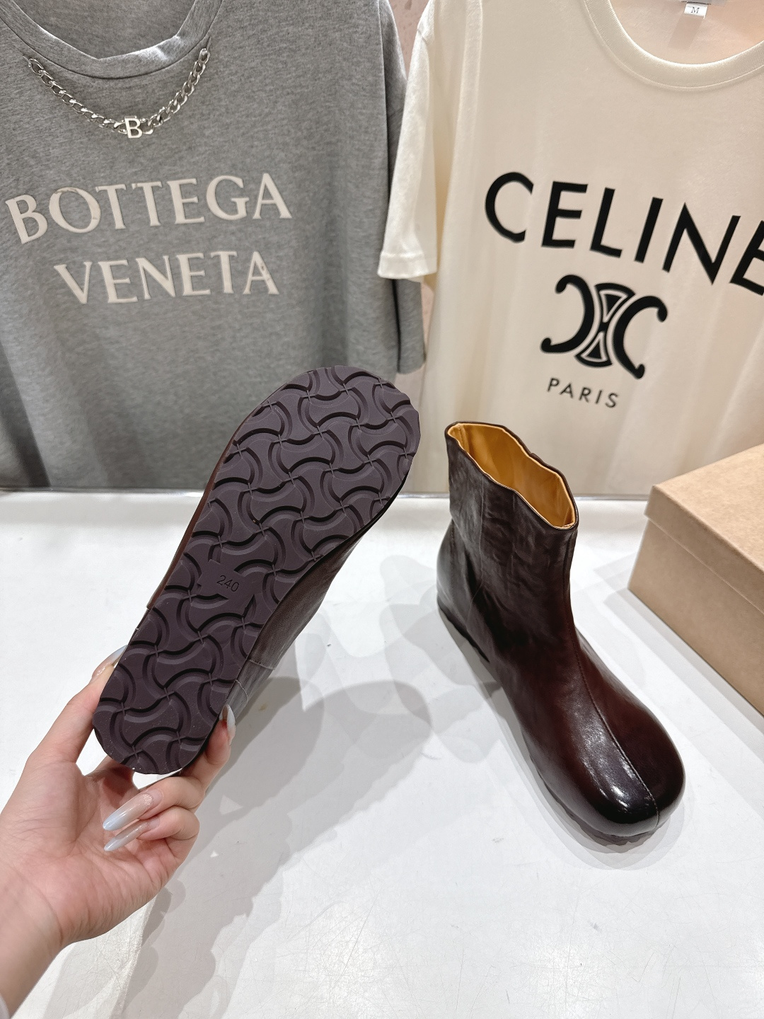 顶级出厂 Renian 小众潮牌～F028秋冬新款复古英伦风切尔西小短靴网红明星小红书狂追热推 发售蠢萌