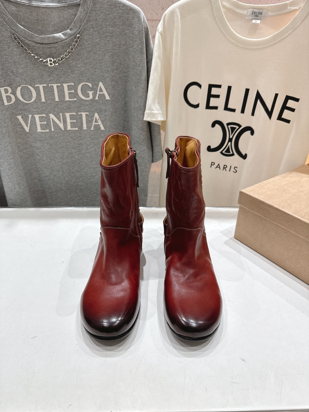 顶级出厂 Renian 小众潮牌～F028秋冬新款复古英伦风切尔西短靴马丁靴网红明星小红书狂追热推 发售