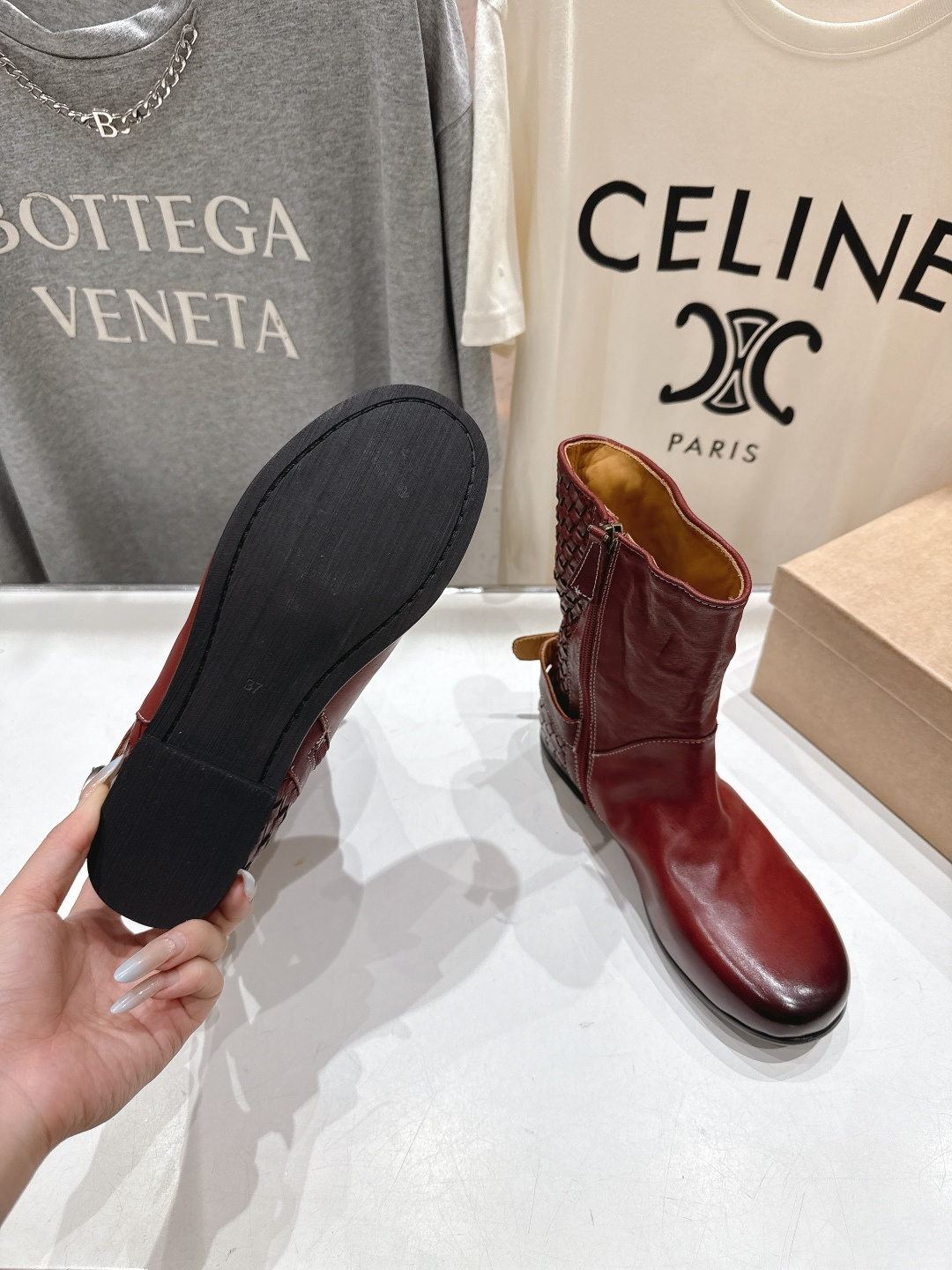 顶级出厂 Renian 小众潮牌～F028秋冬新款复古英伦风切尔西短靴马丁靴网红明星小红书狂追热推 发售