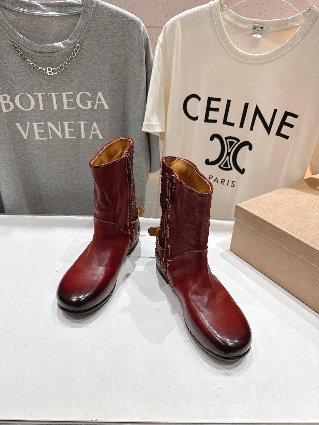 顶级出厂 Renian 小众潮牌～F028秋冬新款复古英伦风切尔西短靴马丁靴网红明星小红书狂追热推 发售