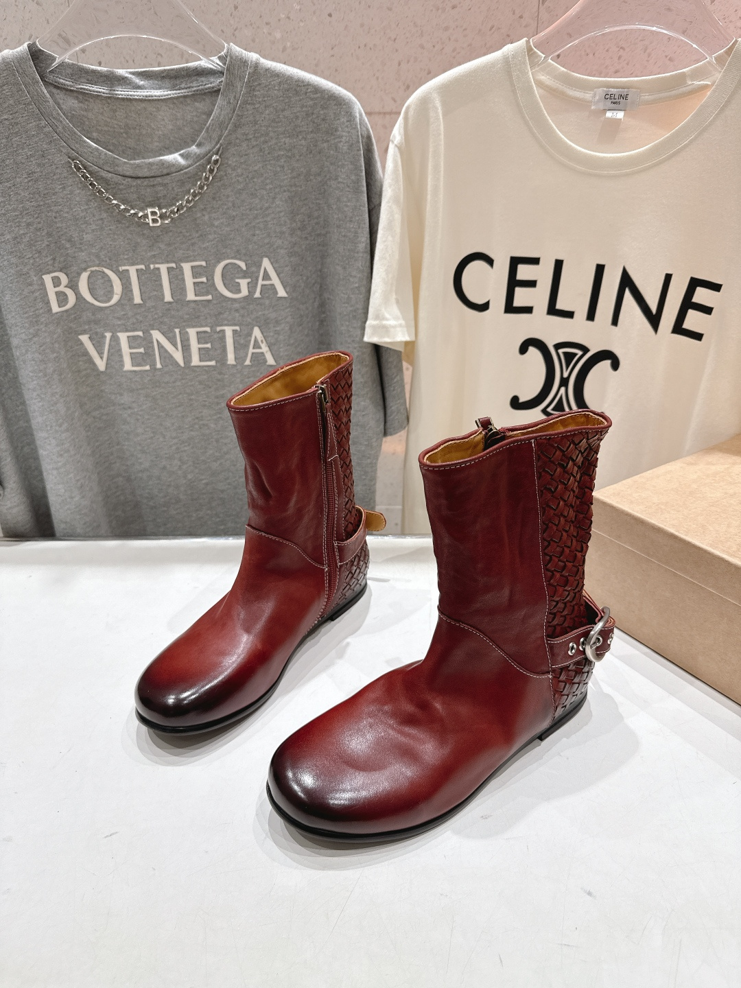 顶级出厂 Renian 小众潮牌～F028秋冬新款复古英伦风切尔西短靴马丁靴网红明星小红书狂追热推 发售