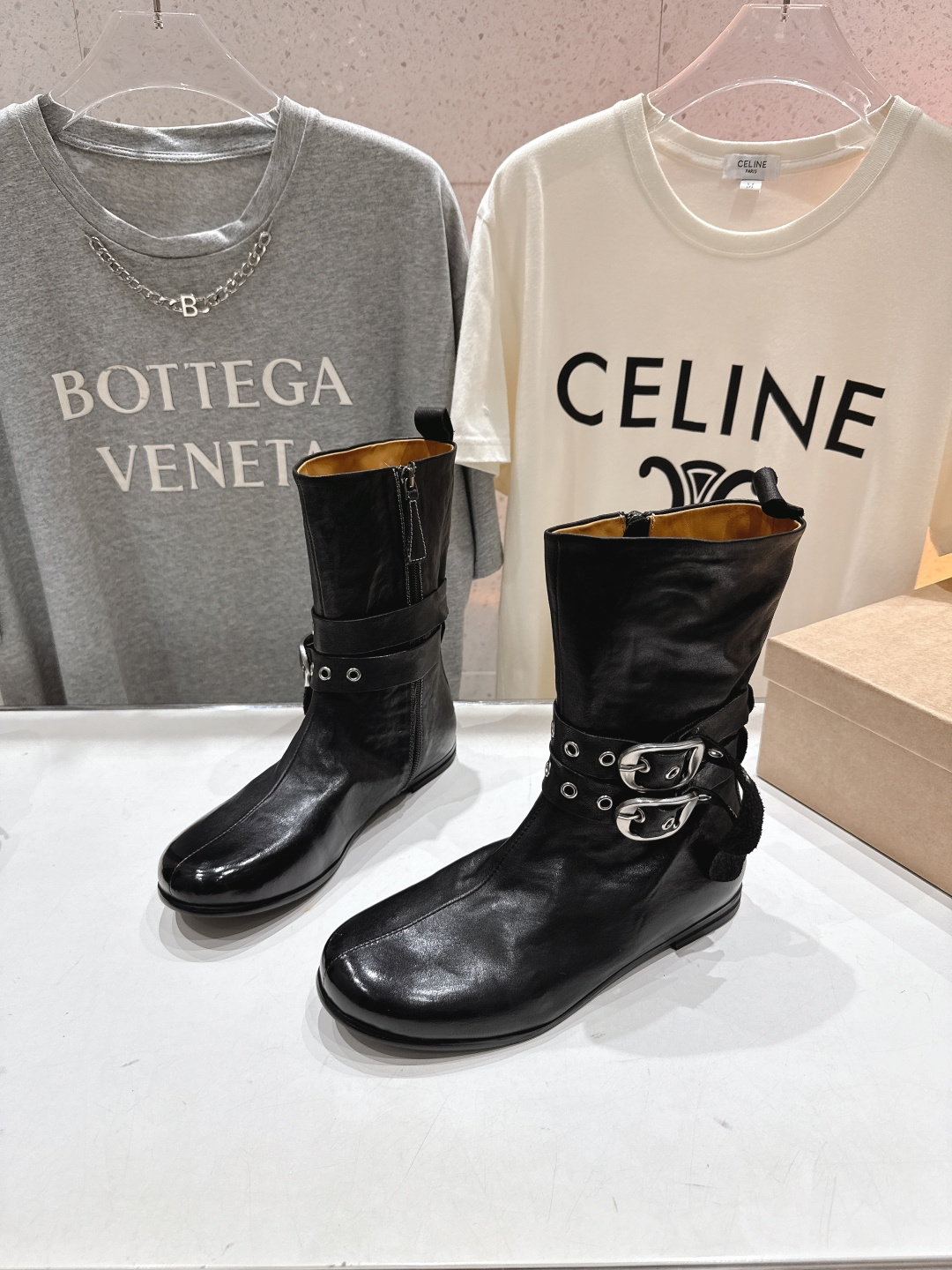 顶级出厂 Renian 小众潮牌～F028秋冬新款复古英伦风切尔西短靴马丁靴网红明星小红书狂追热推 发售