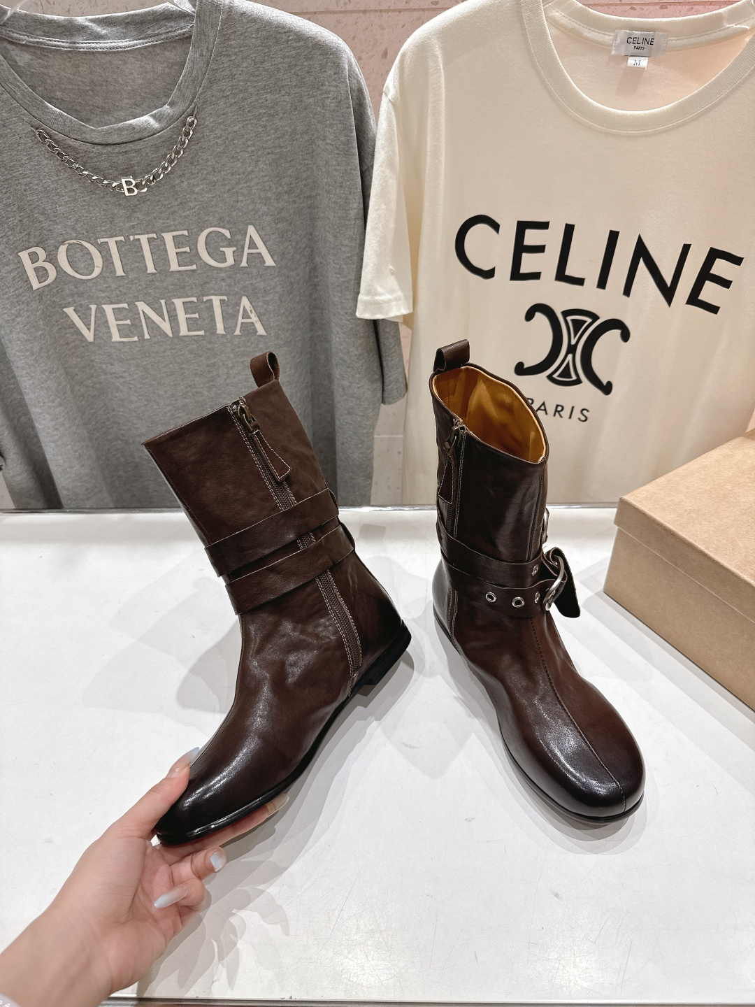 顶级出厂 Renian 小众潮牌～F028秋冬新款复古英伦风切尔西短靴马丁靴网红明星小红书狂追热推 发售