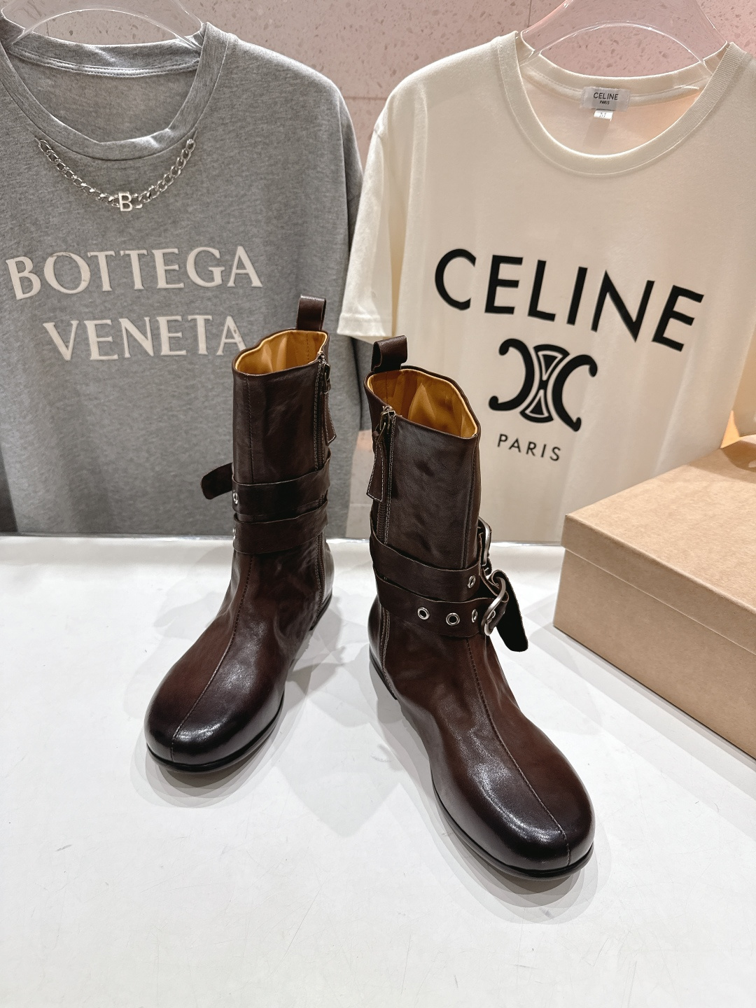 顶级出厂 Renian 小众潮牌～F028秋冬新款复古英伦风切尔西短靴马丁靴网红明星小红书狂追热推 发售